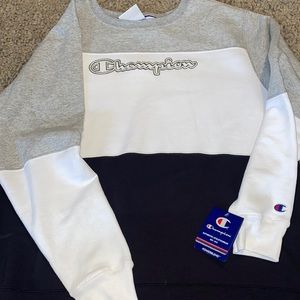 Women’s champion sweatshirt